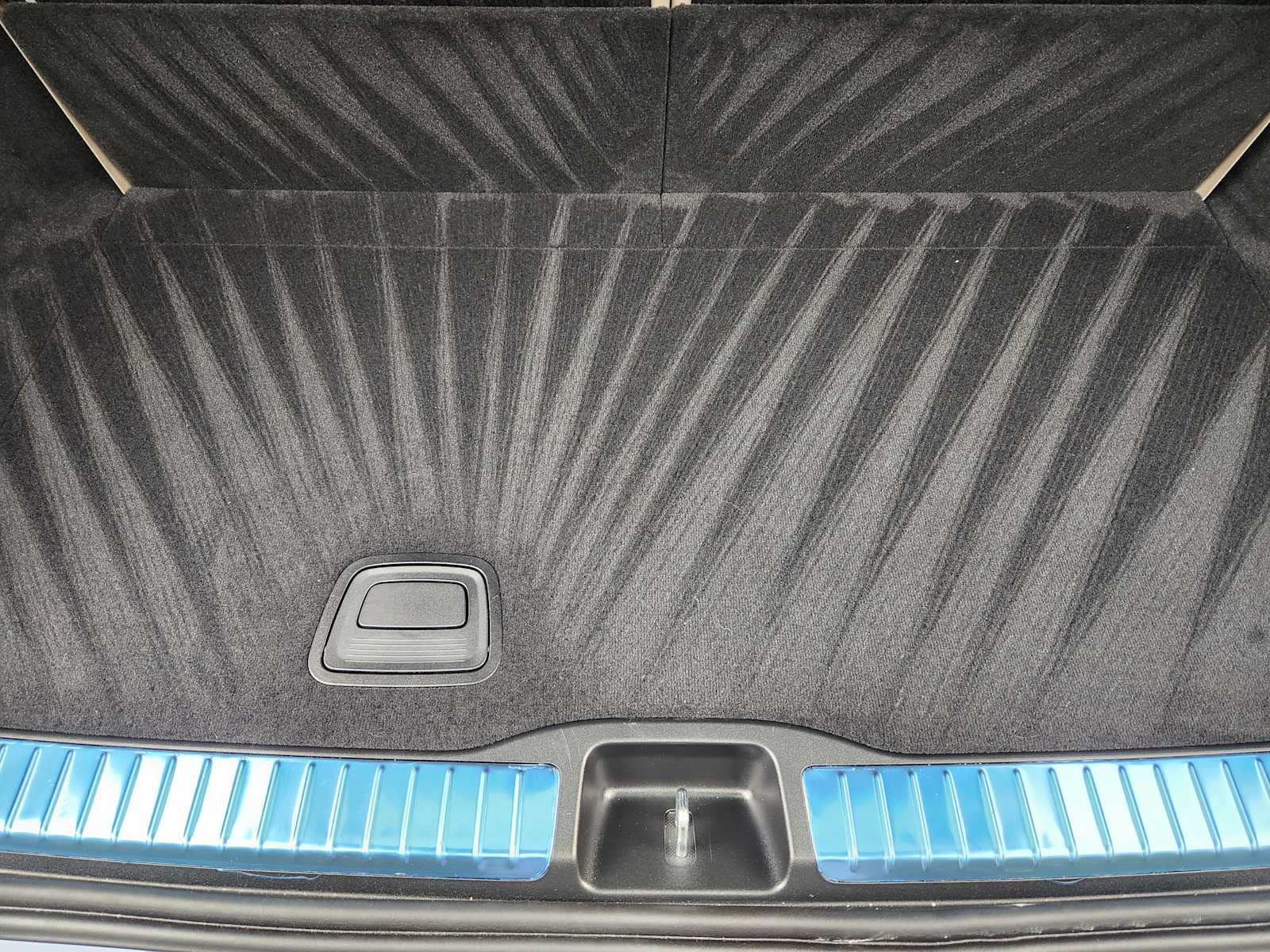 Vehicle image 34 of 34