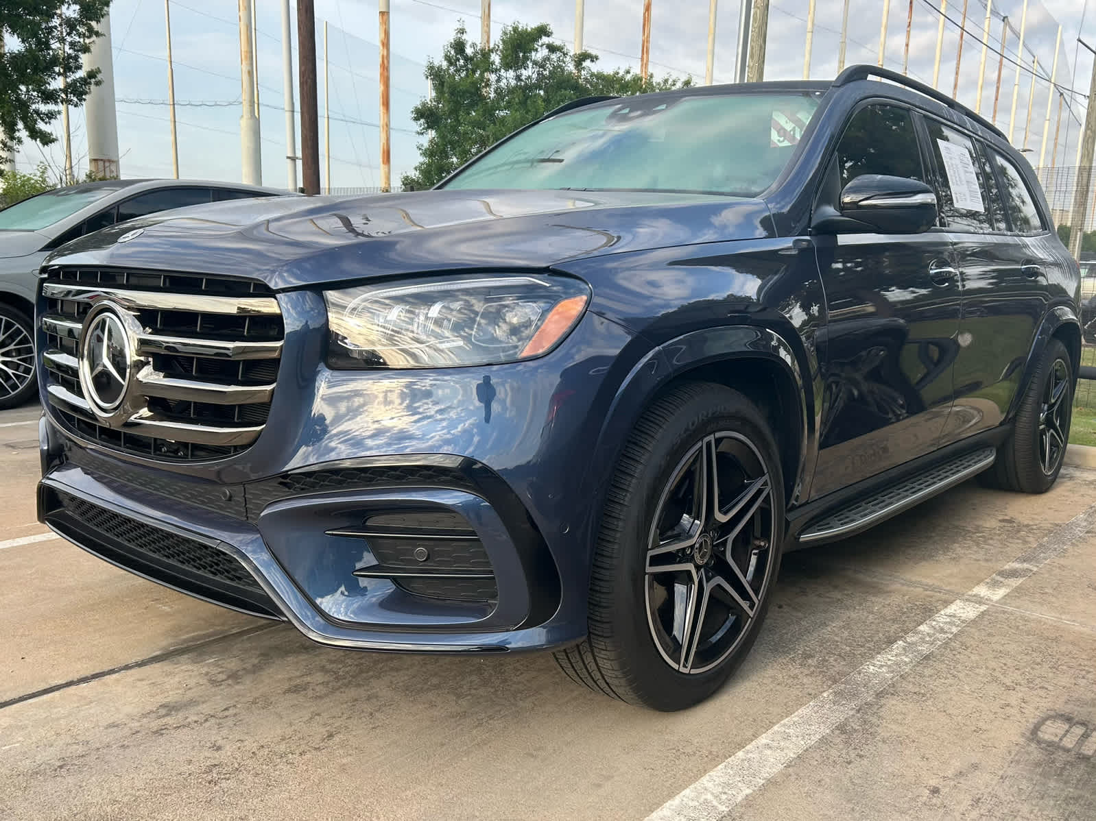 Vehicle image 1 of 34