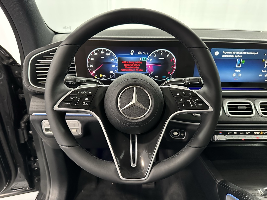 Vehicle image 13 of 24
