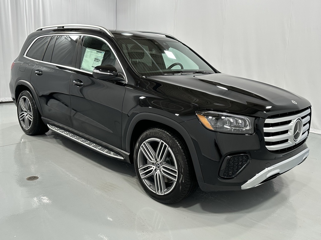 Vehicle image 4 of 24