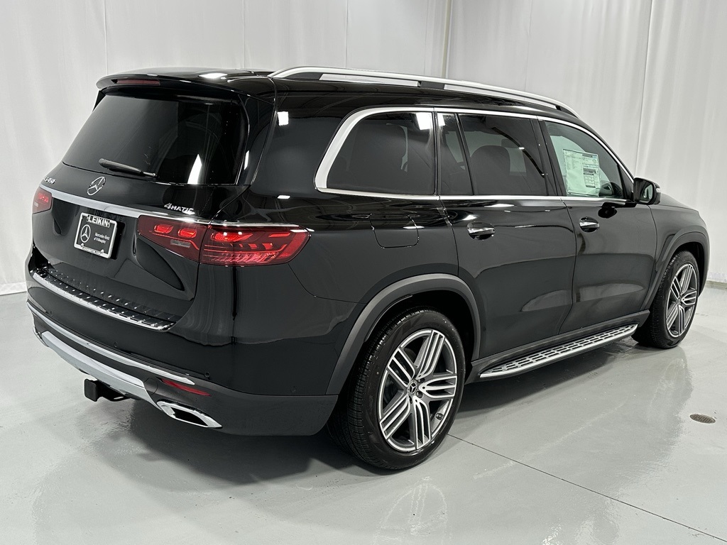 Vehicle image 6 of 24