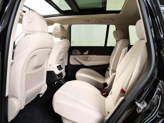Vehicle image 13 of 13