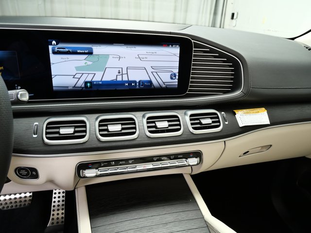 Vehicle image 12 of 13