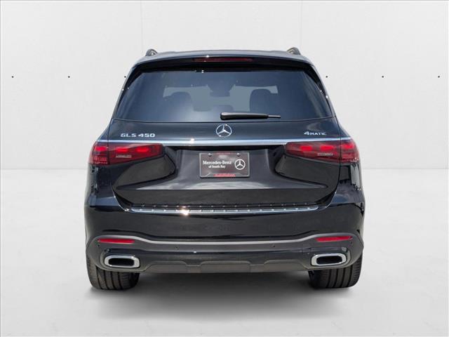 2025 Mercedes-Benz GLS 450 Image 5 of 19