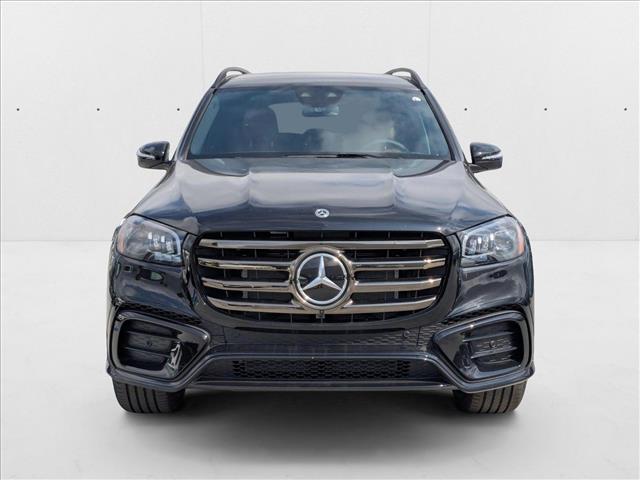 2025 Mercedes-Benz GLS 450 Image 3 of 19