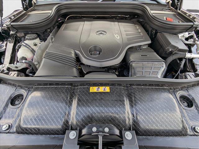 2025 Mercedes-Benz GLS 450 Image 8 of 19