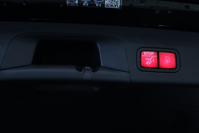 Vehicle image 10 of 45