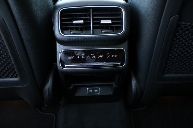 Vehicle image 44 of 45