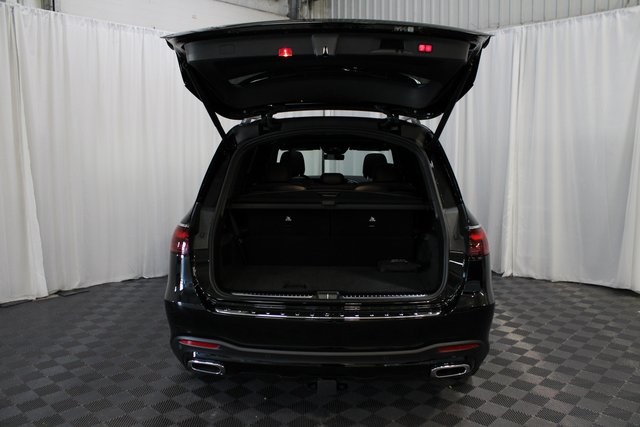 Vehicle image 8 of 45