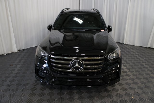 Vehicle image 2 of 45