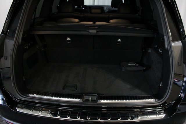 Vehicle image 9 of 45