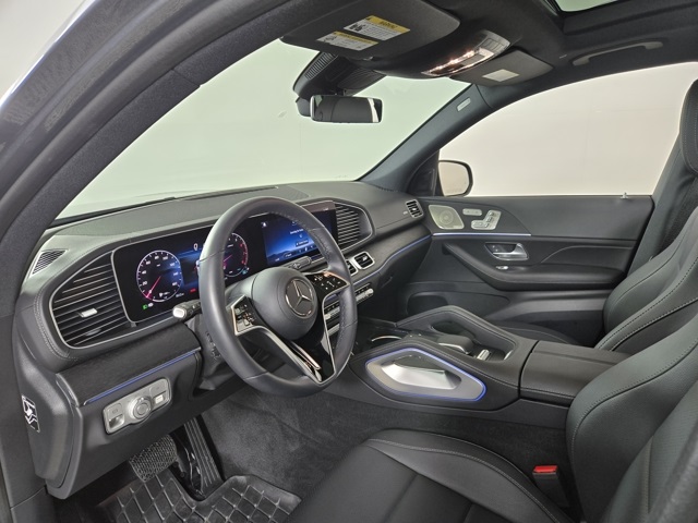 Vehicle image 19 of 41