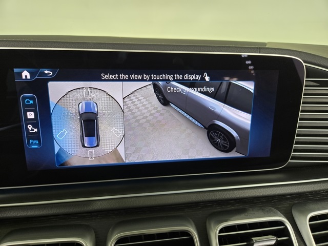 Vehicle image 25 of 41