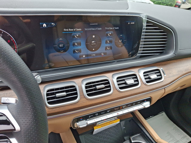 Vehicle image 16 of 23