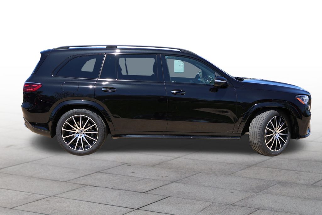 Vehicle image 4 of 16