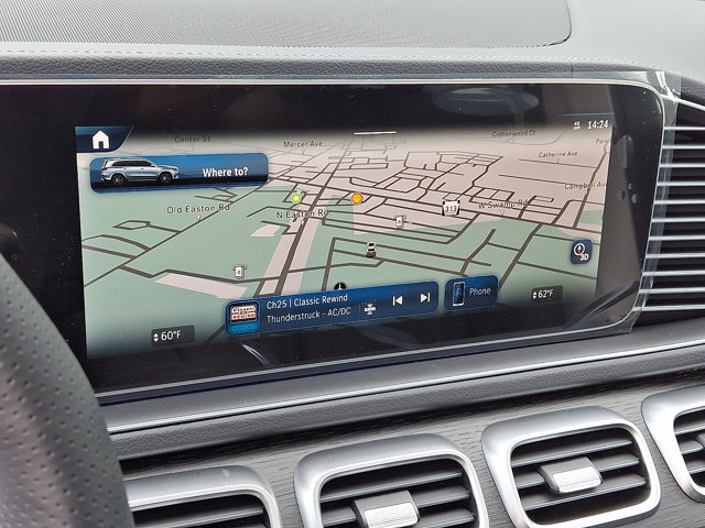 Vehicle image 18 of 23