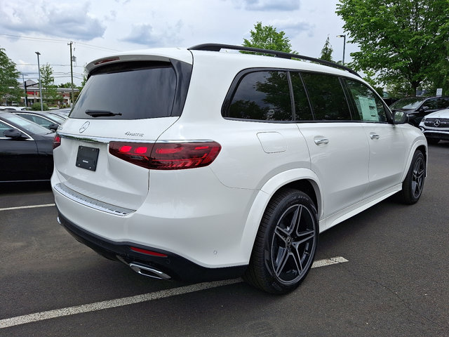 Vehicle image 5 of 23