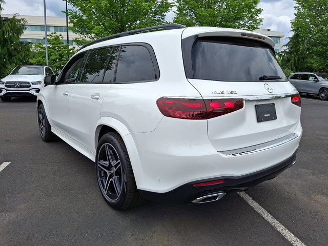 Vehicle image 7 of 23
