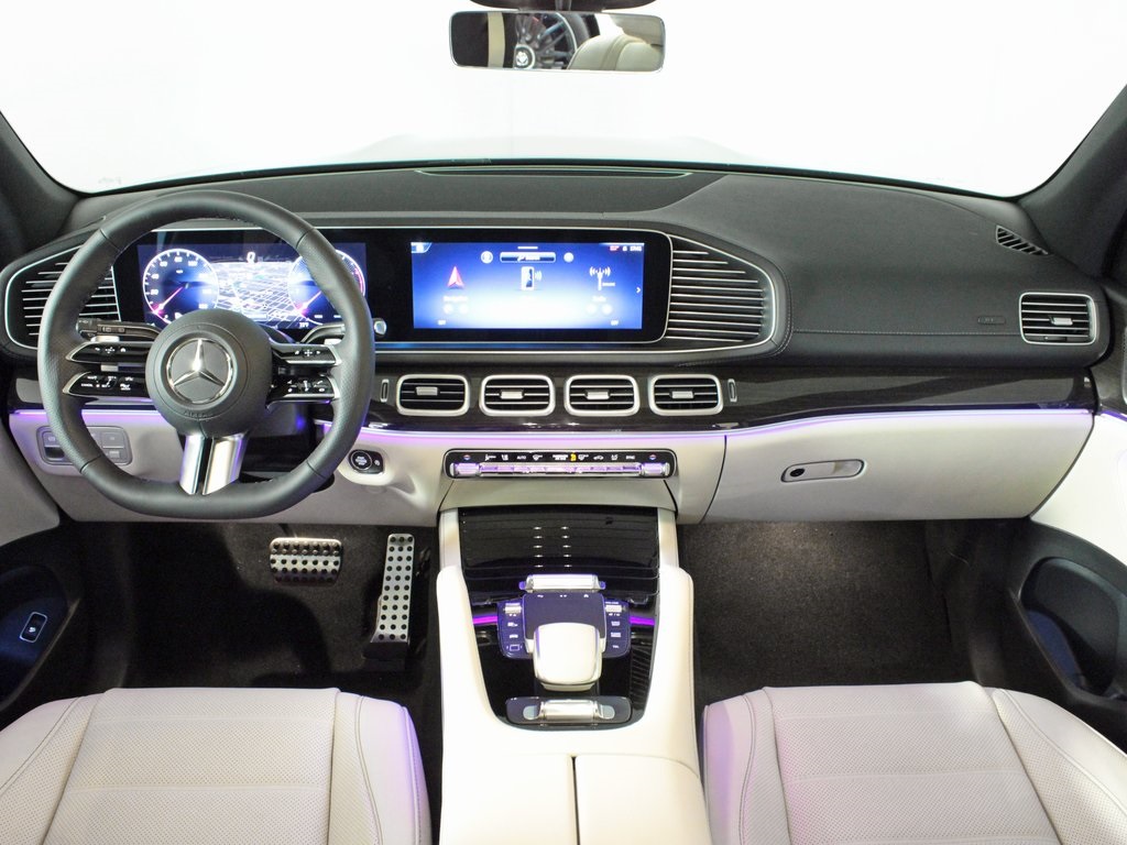 Vehicle image 17 of 37