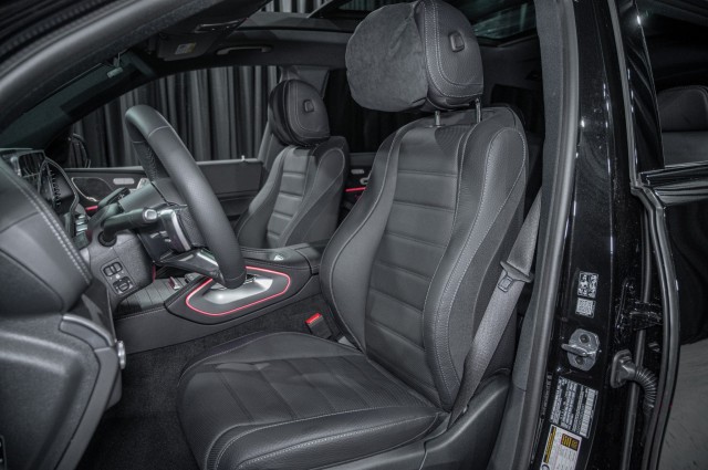 Vehicle image 12 of 25