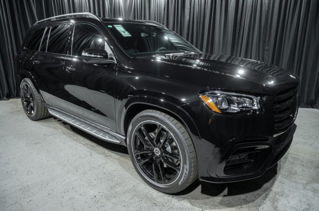 Vehicle image 3 of 25