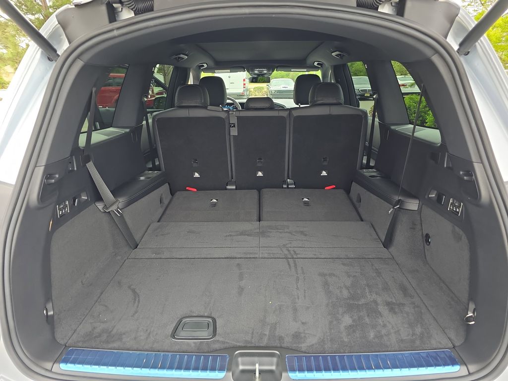 Vehicle image 14 of 39
