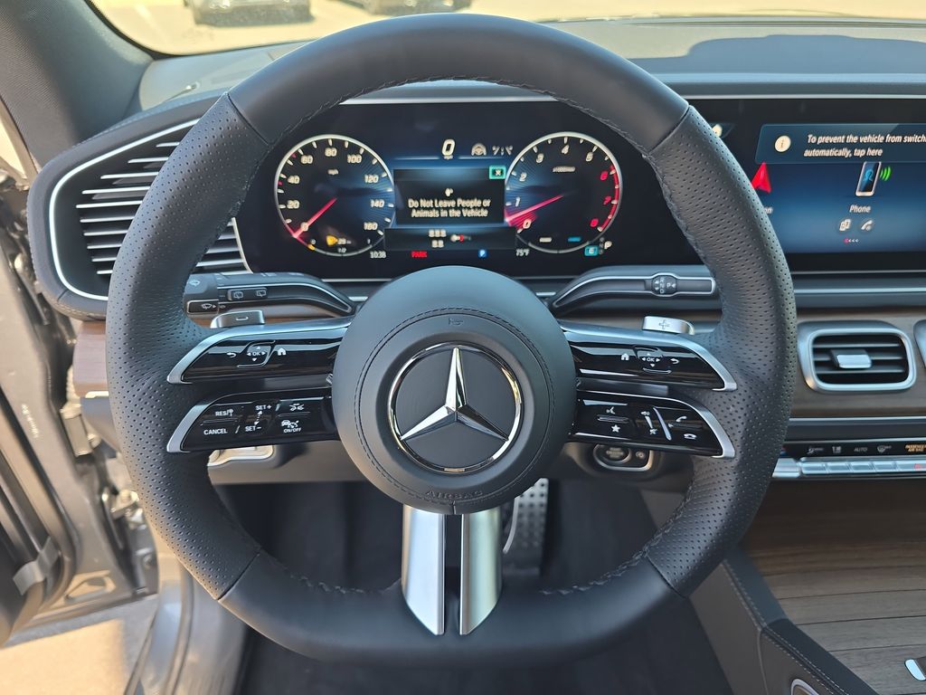 Vehicle image 17 of 39
