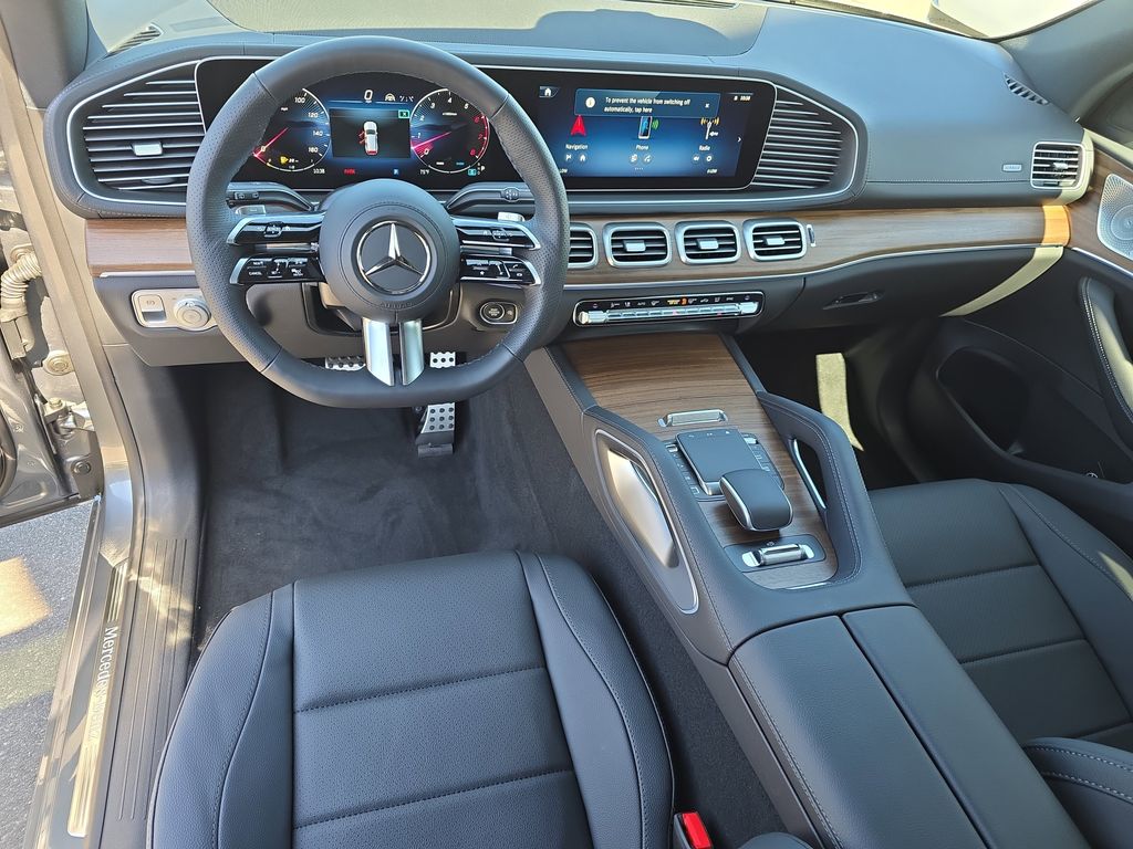 Vehicle image 15 of 39