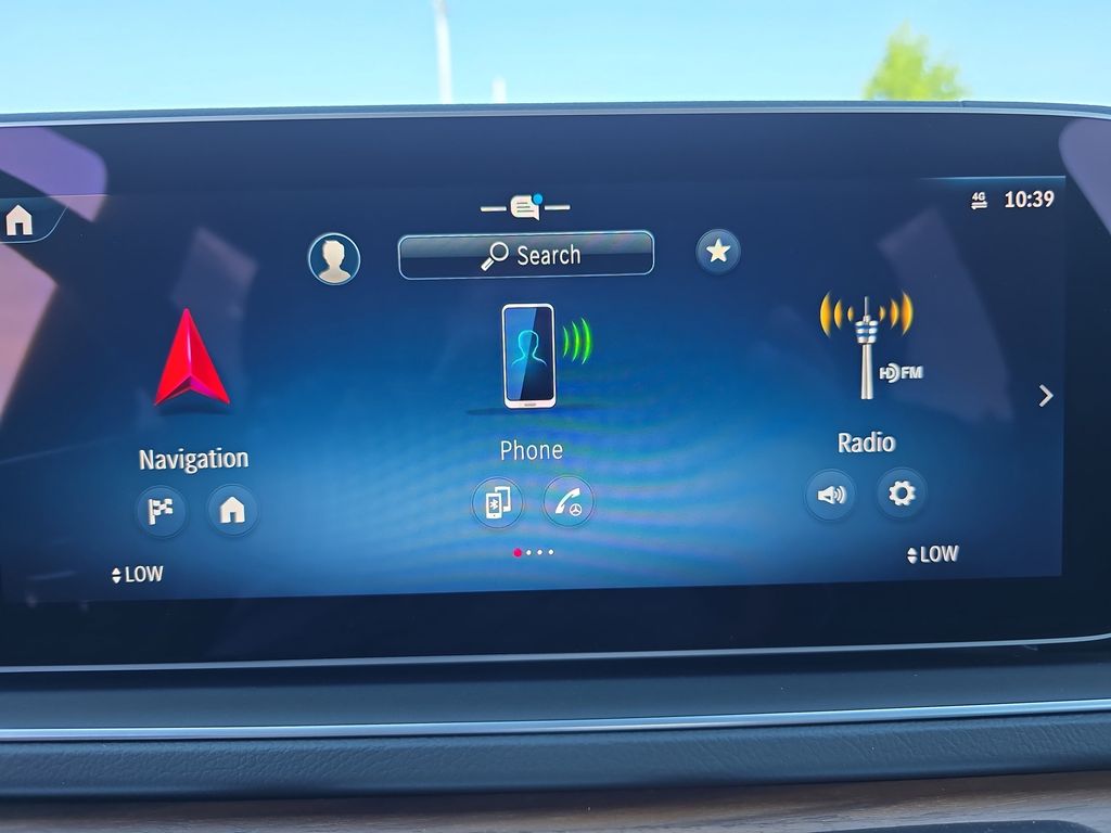 Vehicle image 20 of 39
