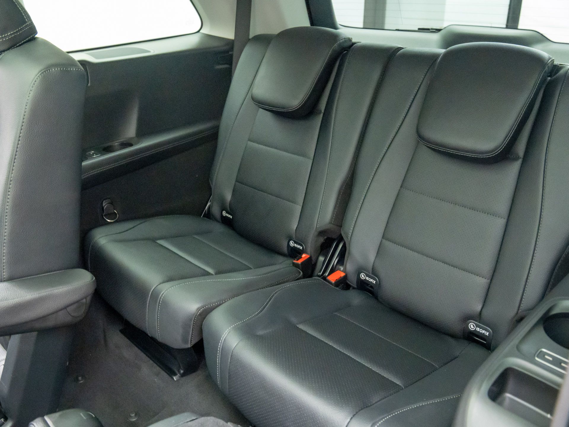 Vehicle image 20 of 41