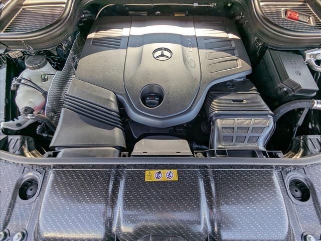 2025 Mercedes-Benz GLS 450 Image 8 of 19