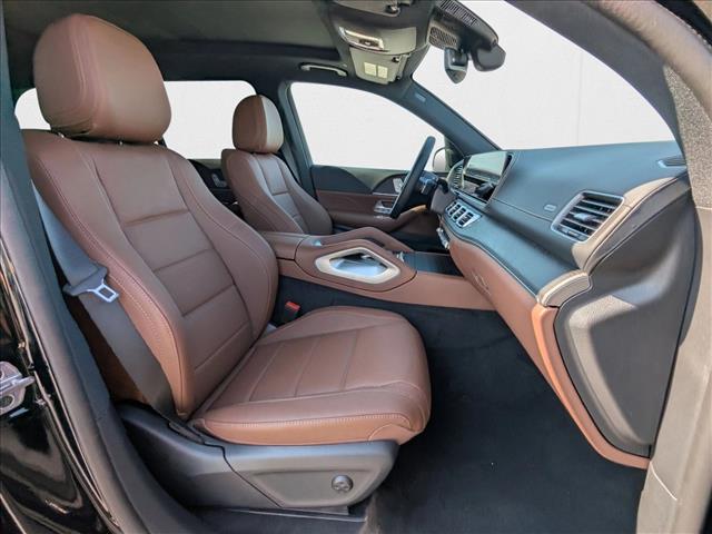 2025 Mercedes-Benz GLS 450 Image 11 of 19