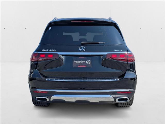 2025 Mercedes-Benz GLS 450 Image 5 of 19