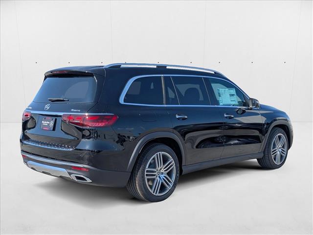 2025 Mercedes-Benz GLS 450 Image 4 of 19