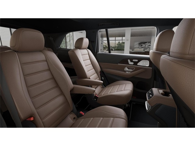 Vehicle image 41 of 45