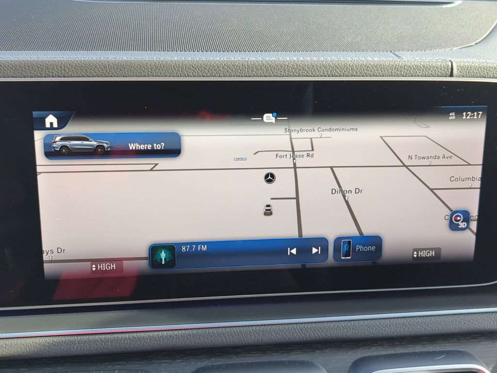 Vehicle image 16 of 26