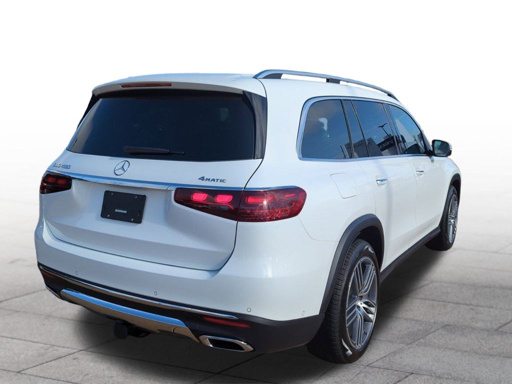 Vehicle image 5 of 26