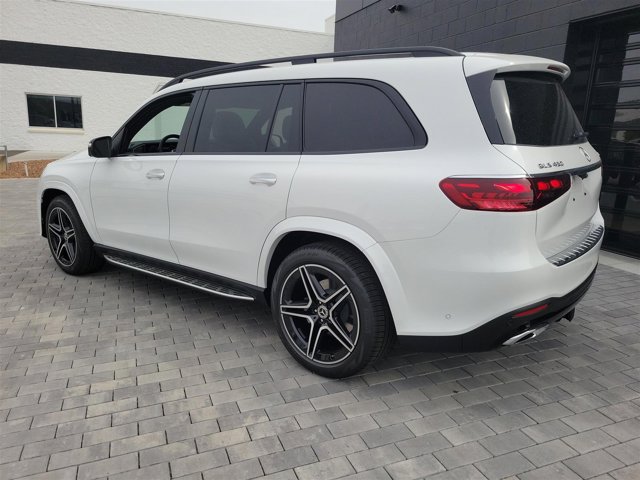 Vehicle image 7 of 46