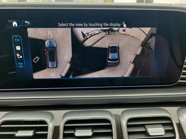 Vehicle image 36 of 46