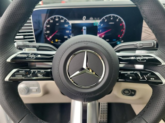 Vehicle image 42 of 46