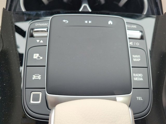 Vehicle image 40 of 46