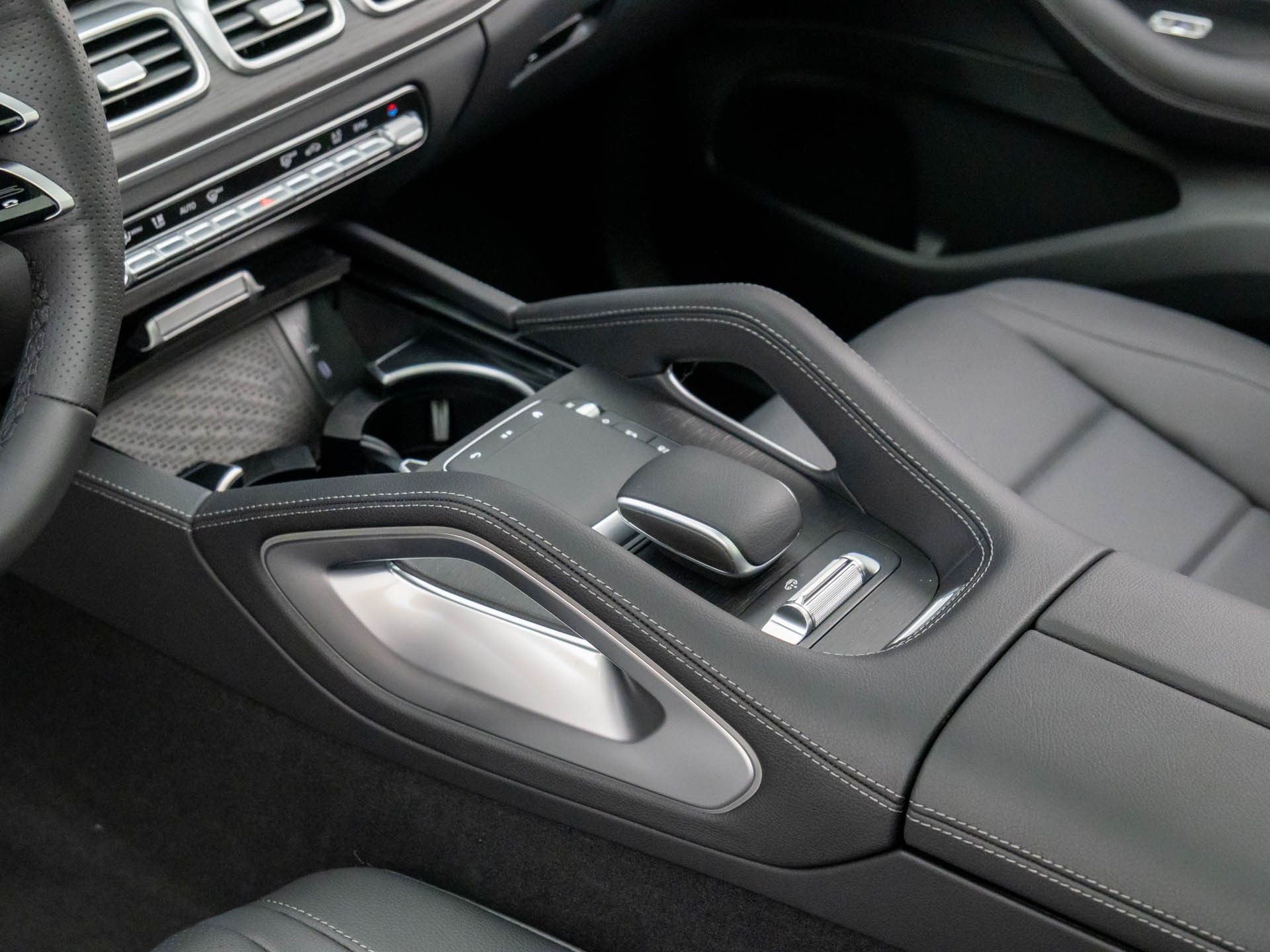 Vehicle image 13 of 39