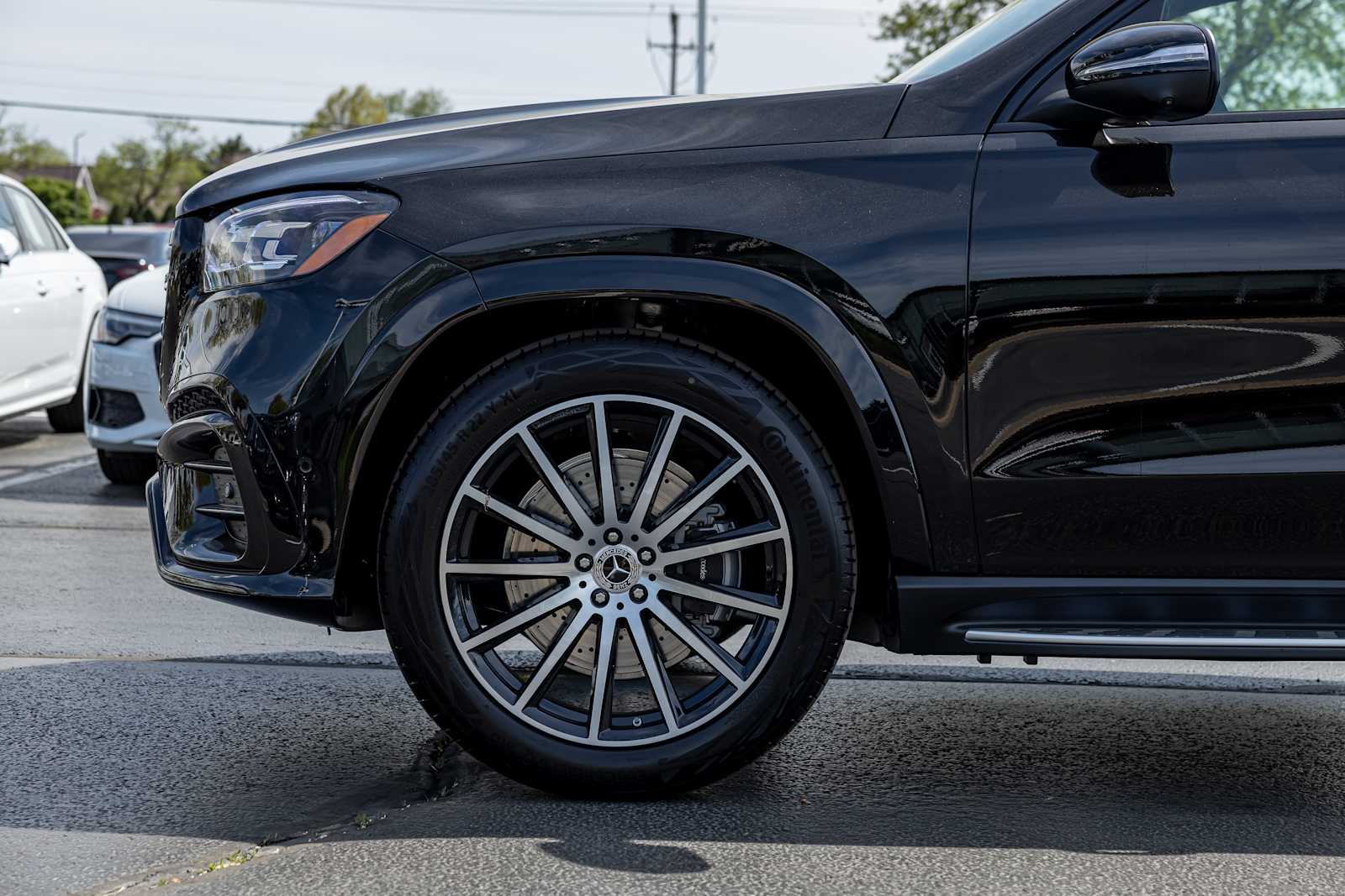 Vehicle image 29 of 31