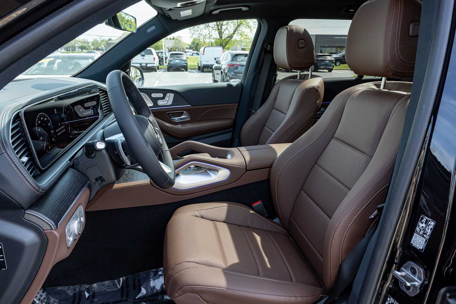 Vehicle image 20 of 31