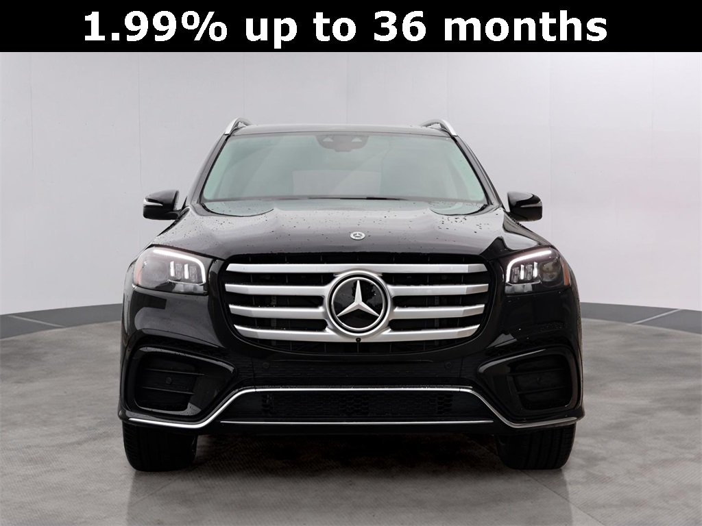 2025 Mercedes-Benz GLS 450 Image 2 of 43