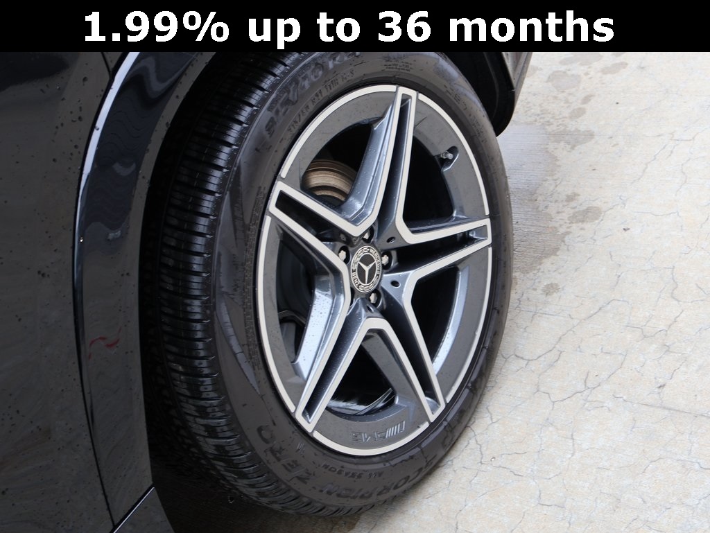 2025 Mercedes-Benz GLS 450 Image 8 of 43