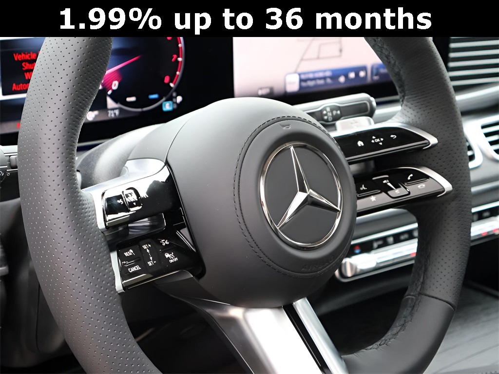 2025 Mercedes-Benz GLS 450 Image 16 of 43