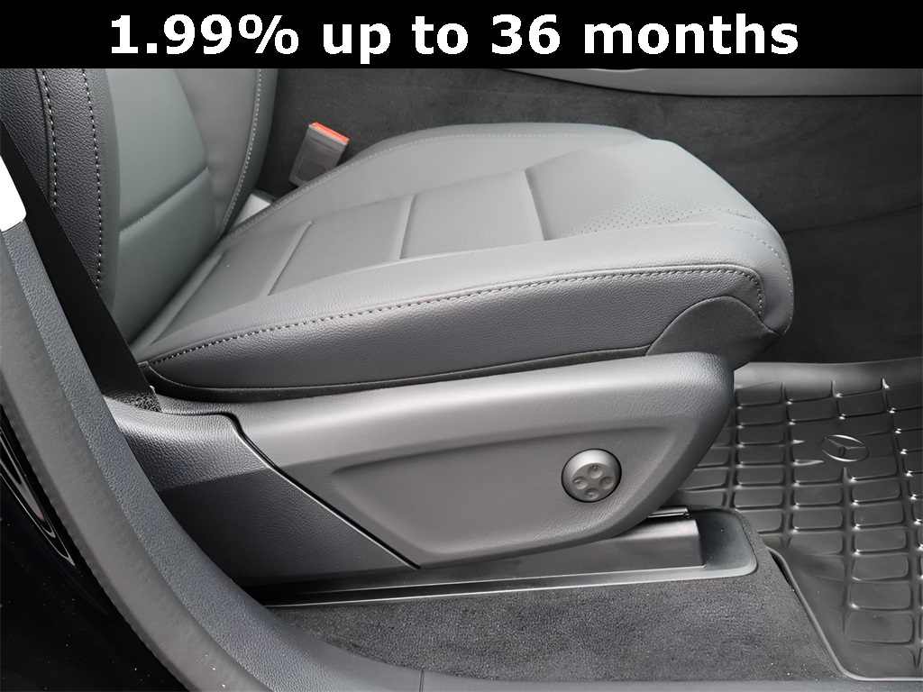 2025 Mercedes-Benz GLS 450 Image 21 of 43