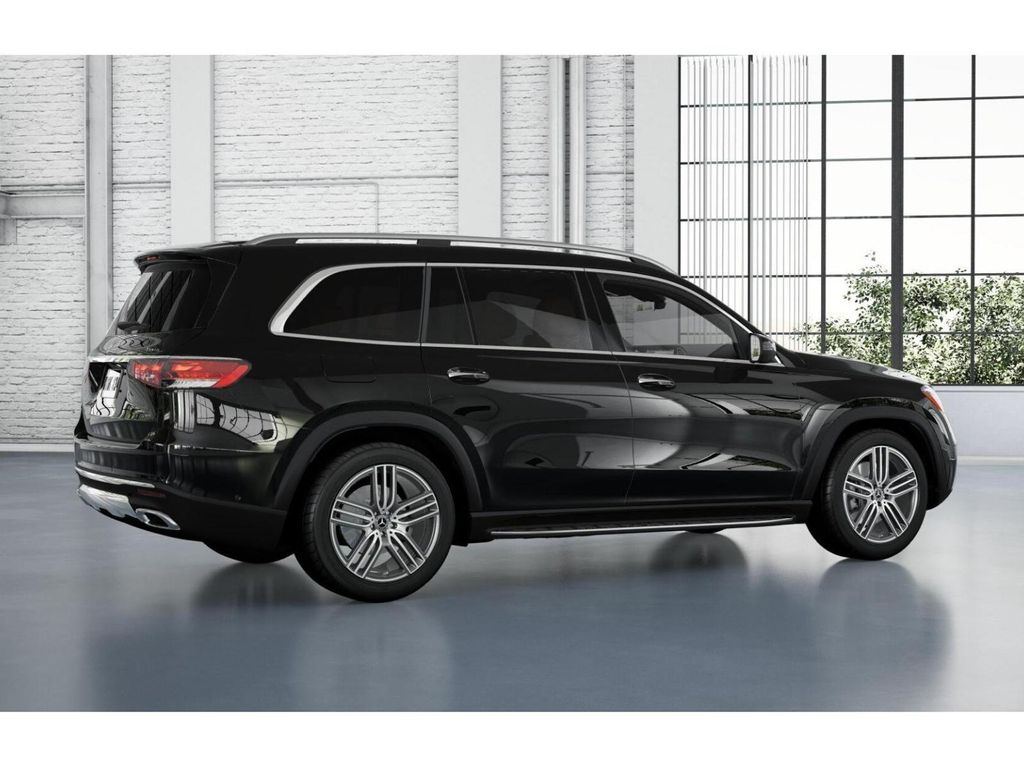 Vehicle image 21 of 42