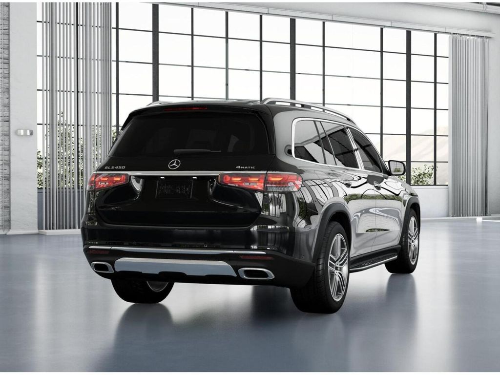 Vehicle image 26 of 42